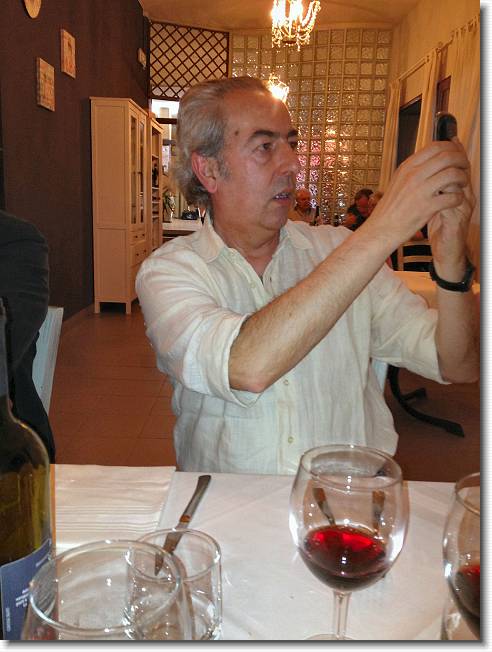 Clicca per scorrere le foto originali ingrandite